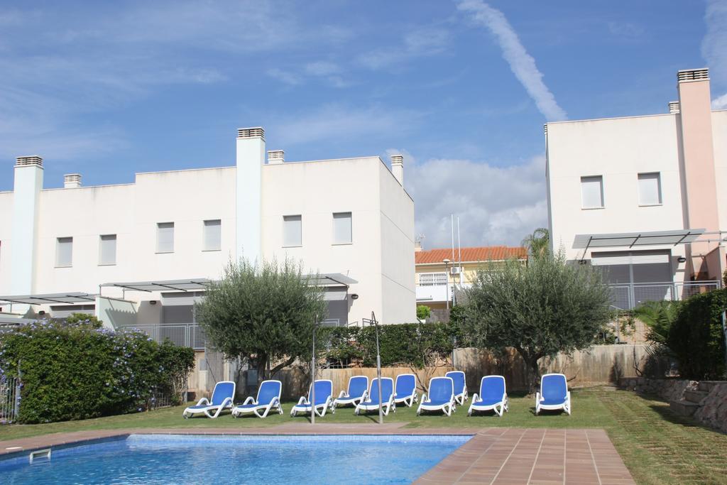 Hotur Via Augusta Villa Creixell Bagian luar foto