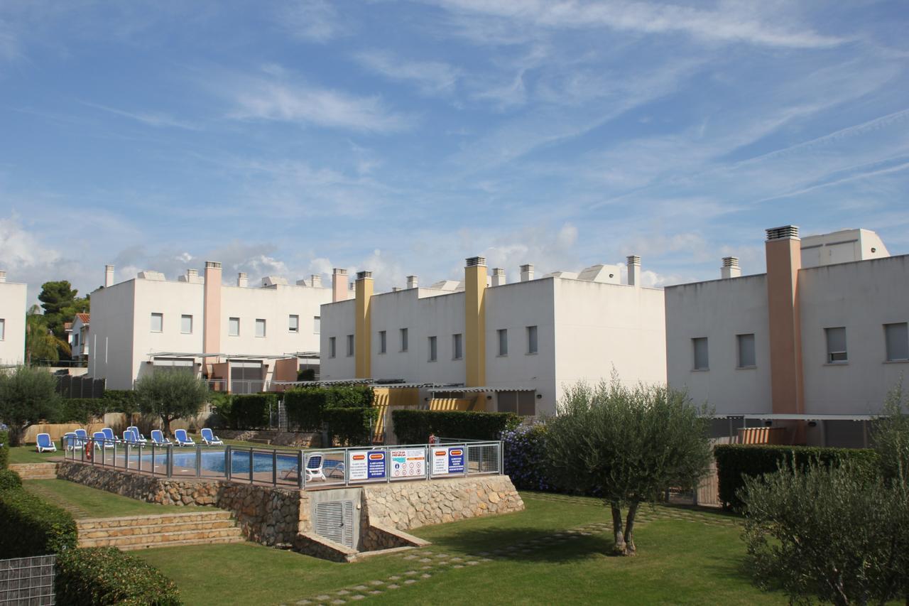 Hotur Via Augusta Villa Creixell Bagian luar foto